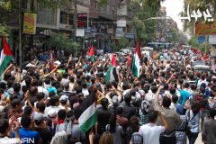 تشييع-شهداء-الزحف-15.05.2011-مخيم-اليرموك_18